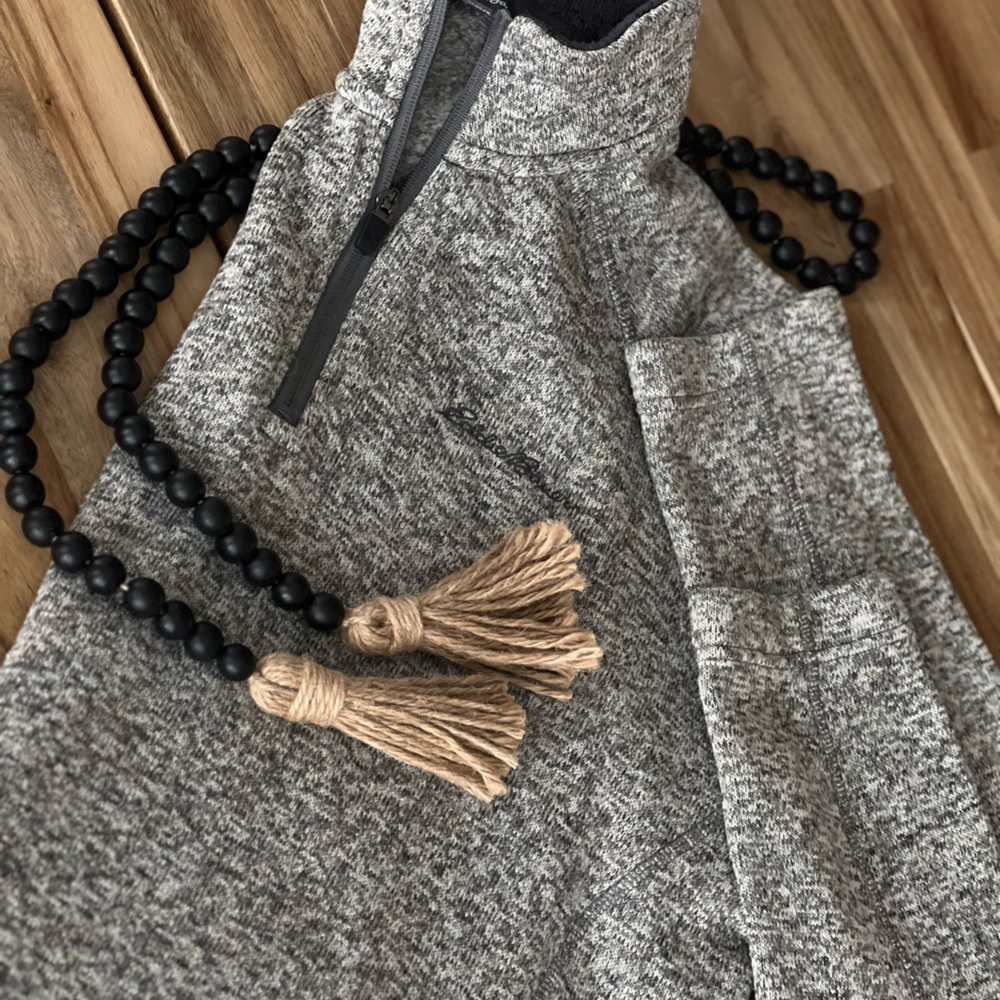 EDDIE BAUER Quarter Zip Pullover Sweater - Cream / Tan / Grey